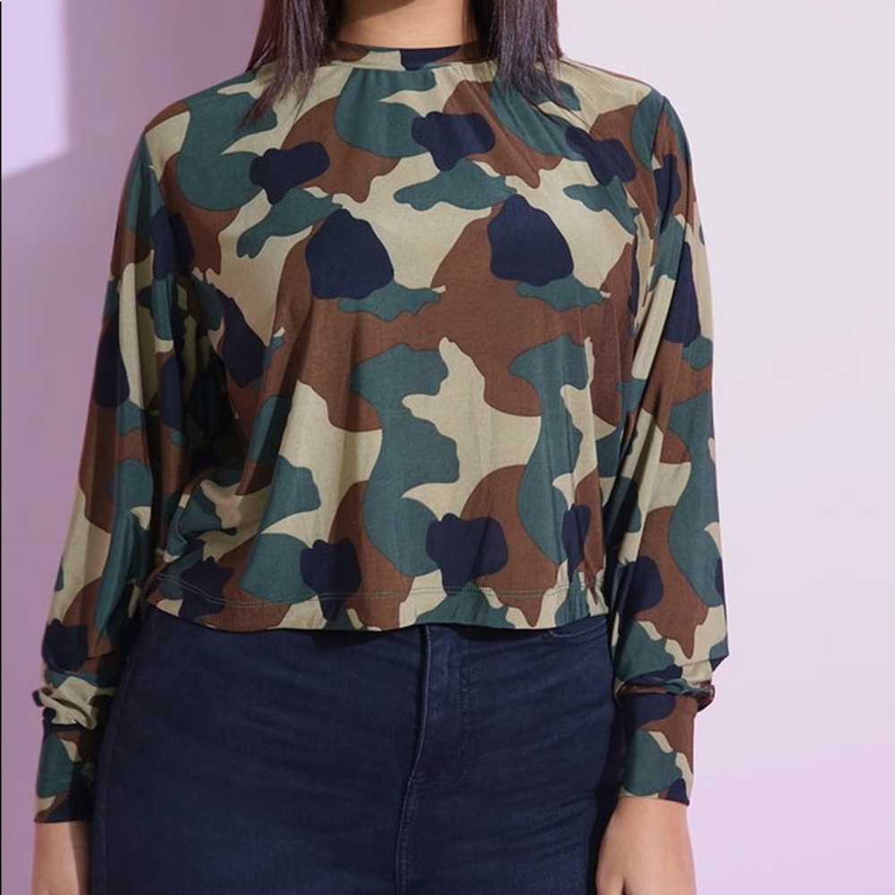 Camo crop top
